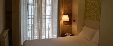 Deniké Hostal Grupo Atalaia