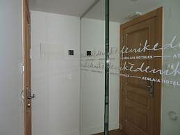 Deniké Hostal Grupo Atalaia