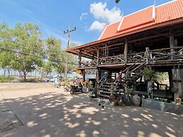 Lanta Whiterock Resort