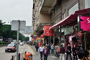 Atlas GuestHouse & Backpackers