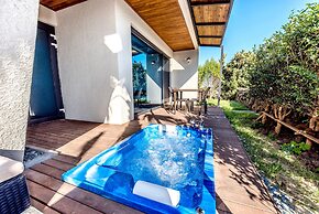 Arts Spa & Poolvilla