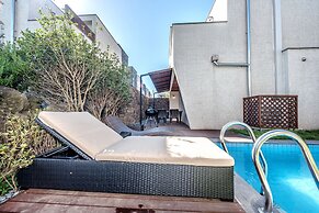 Arts Spa & Poolvilla