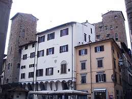 1200 Torre Donati Apartments by Mmega