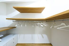 1200 Torre Donati Apartments by Mmega