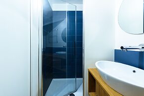 1200 Torre Donati Apartments by Mmega