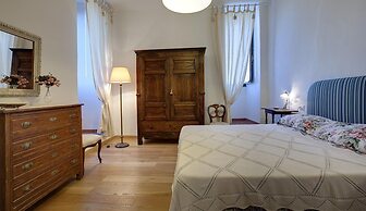 1200 Torre Donati Apartments by Mmega