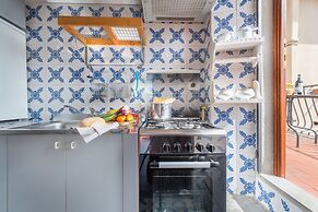 1200 Torre Donati Apartments by Mmega