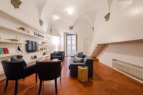 1200 Torre Donati Apartments by Mmega