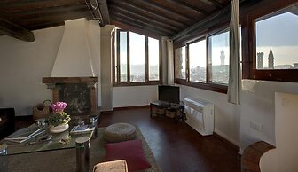 1200 Torre Donati Apartments by Mmega