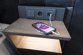 B14 Apartments & Rooms