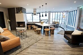 B14 Apartments & Rooms