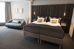 B14 Apartments & Rooms