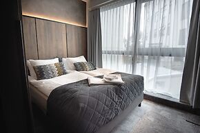 B14 Apartments & Rooms