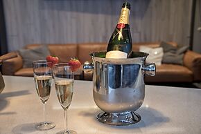 B14 Apartments & Rooms