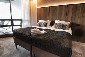 B14 Apartments & Rooms