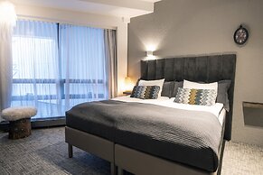 B14 Apartments & Rooms