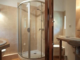 Chambre D'hôtes La Rossillonie