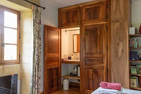 Chambre D'hôtes La Rossillonie