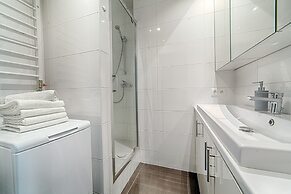 Rint Centrum Grochowa