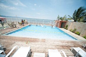 CML Beach Resort & Water Park