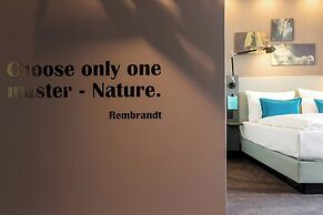 Motel One Amsterdam - Waterlooplein