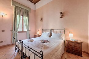 Central Strozzi by Mmega