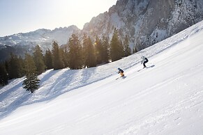 COOEE alpin Hotel Dachstein