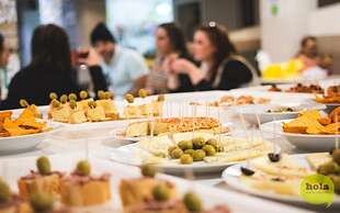 Hola Hostal Eixample - Hostel