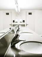 Hola Hostal Eixample - Hostel