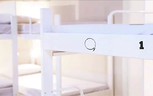 Hola Hostal Eixample - Hostel