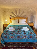 Valley Inn Cave Hotel