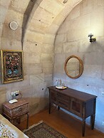 Valley Inn Cave Hotel