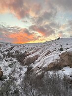 Valley Inn Cave Hotel