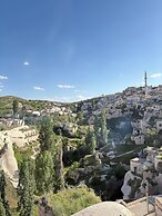 Valley Inn Cave Hotel