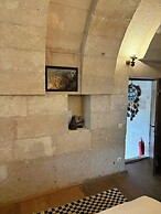 Valley Inn Cave Hotel