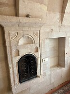 Valley Inn Cave Hotel