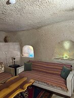 Valley Inn Cave Hotel