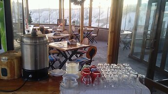 Valley Inn Cave Hotel