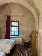 Valley Inn Cave Hotel