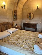 Valley Inn Cave Hotel