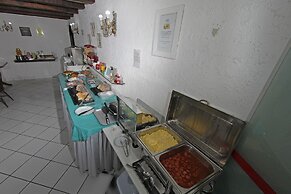 Modena Hotel