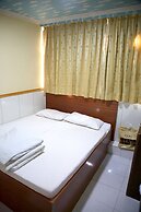Yau King Hotel