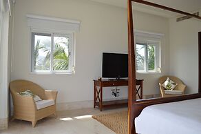 Okol Paraiso by Riviera Rentals