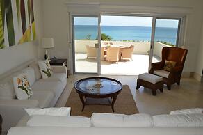 Okol Paraiso by Riviera Rentals