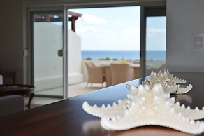 Okol Paraiso by Riviera Rentals