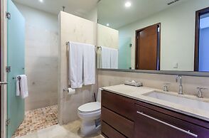 Okol Paraiso by Riviera Rentals