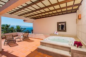 Crown Paradise Club Puerto Vallarta All Inclusive