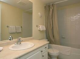 Discovery Bay Resort by KVR