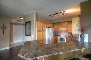 Discovery Bay Resort by KVR