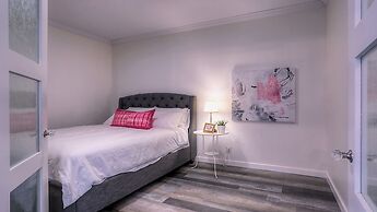 Discovery Bay Resort by KVR